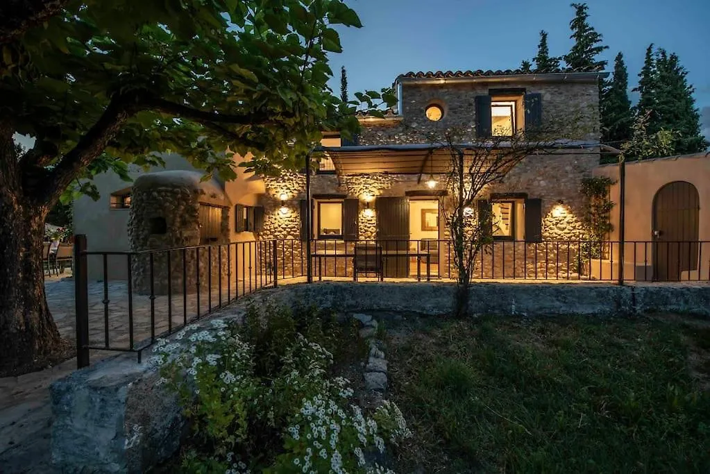 הוילה Mas Sainte Croix 4 Etoiles - Prestige - Piscine Chauffee - Vaison - Mont Ventoux - Provence 0*, וזון-לה-רומיין צרפת